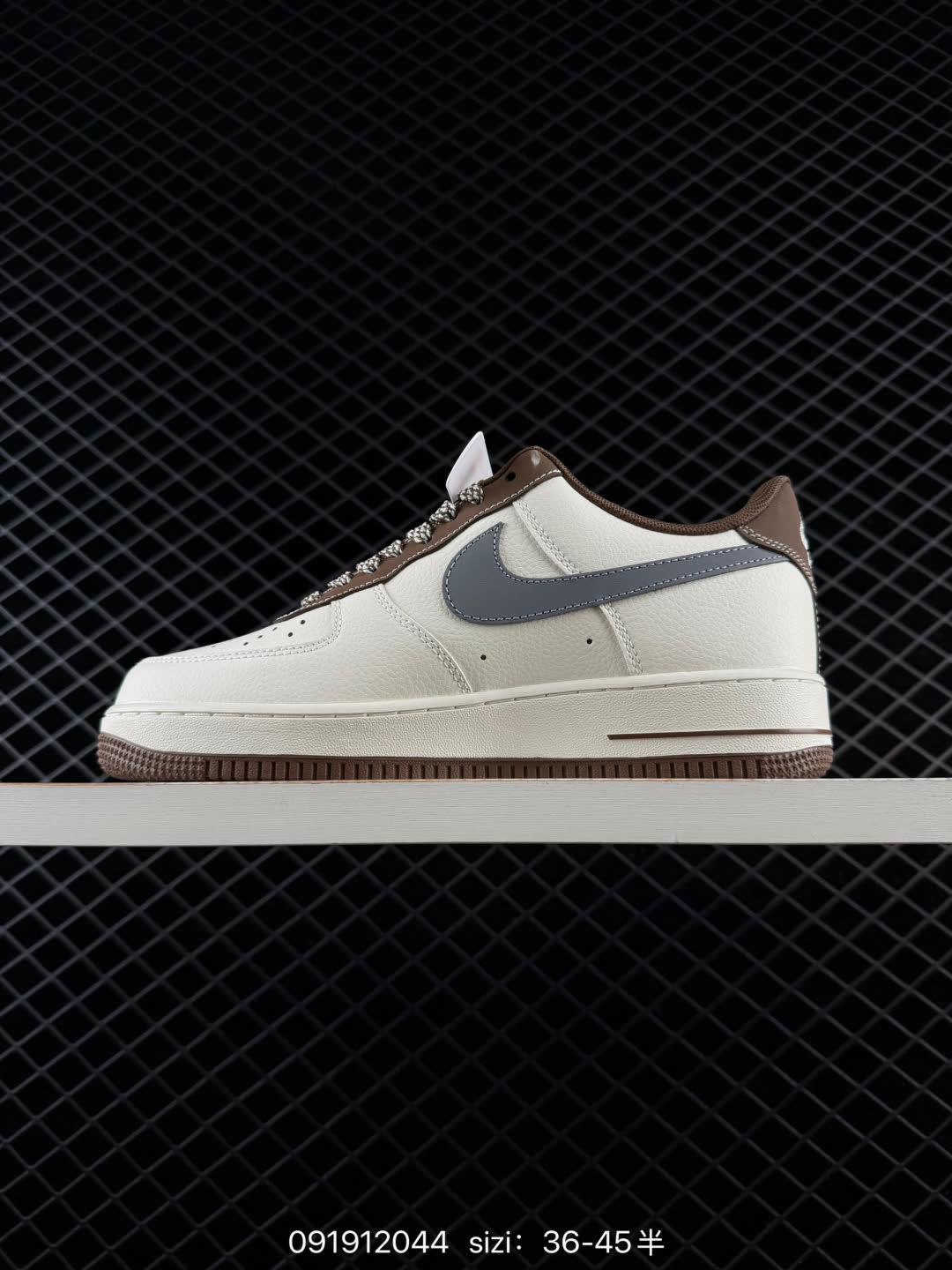 UNDEFEATED x Nike Air Force 1